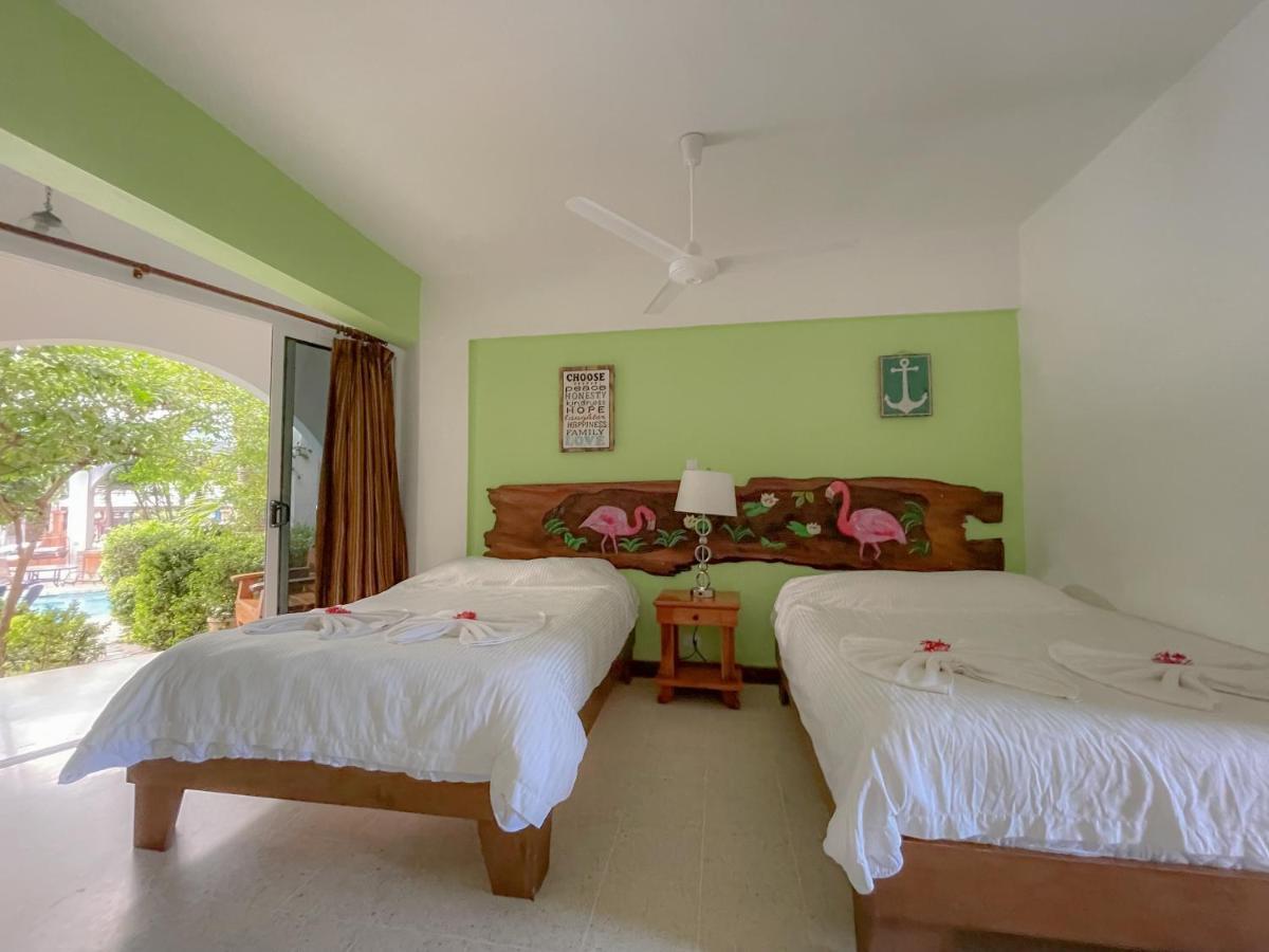 Hotel Mar Rey Тамариндо Екстер'єр фото