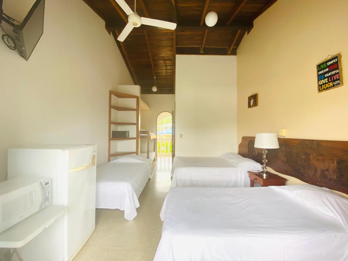 Hotel Mar Rey Тамариндо Екстер'єр фото